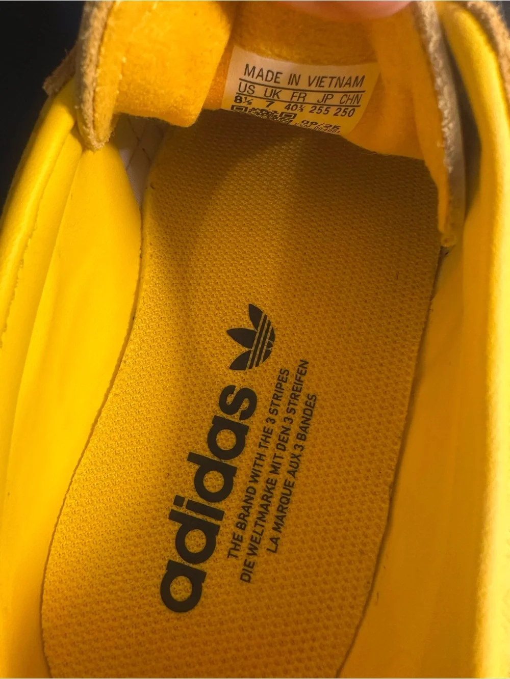 Women’s adidas Tokyo Jaquard Yellow Sneakers US sz 8.5